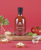 A L'Olivier Tomate & Basilikum-Essig, 200ml in dekorativer Food-Szene mit frischen Tomaten und Basilikum – ideal für Salate, Antipasti und mediterrane Rezepte