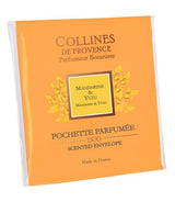 Collines de Provence Duftbeutel Mandarine und Yuzu Duo in orangefarbener Verpackung mit Zitrusfruchtmotiven auf hellem Hintergrund.