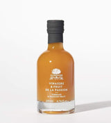 A L'Olivier Essig mit Passionsfrucht, 200ml Flasche vor hellem Hintergrund – exotisch-fruchtige Essigspezialität mit süß-säuerlicher Passionsfruchtnote für Salate, Meeresfrüchte, Geflügelgerichte und kreative Vinaigrettes
