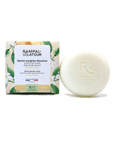 Rampal Latour Seife Orangenblüte mit weißer runder Seife und floral gestalteter Verpackung